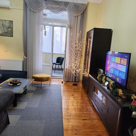 Riverside Baratashvili Apartment Tbilisi ภายนอก รูปภาพ