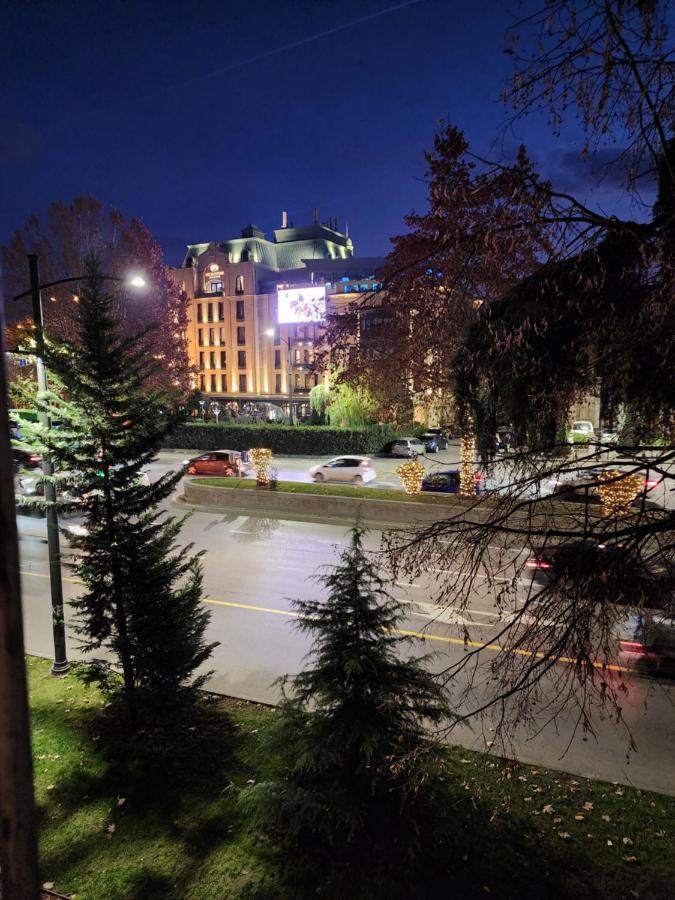 Riverside Baratashvili Apartment Tbilisi ภายนอก รูปภาพ