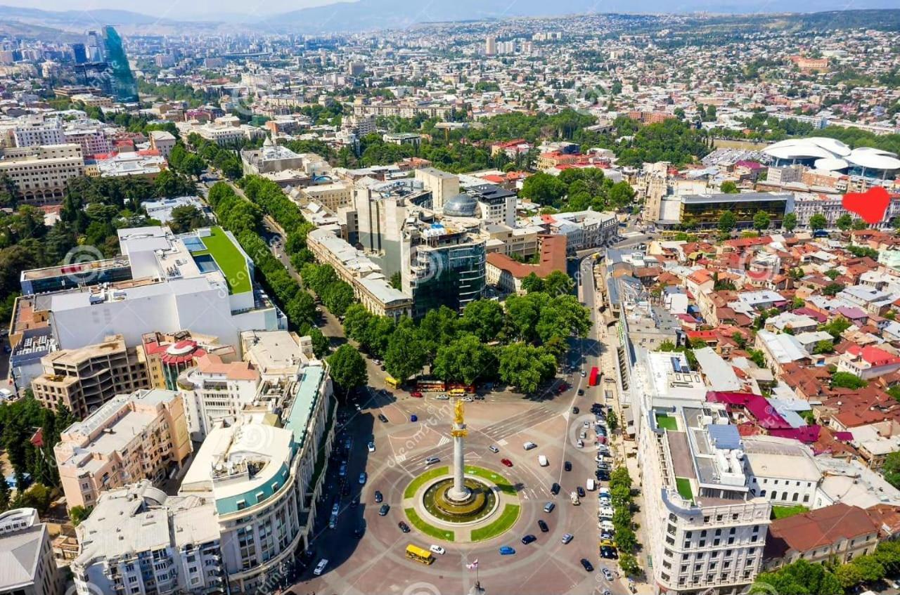 Riverside Baratashvili Apartment Tbilisi ภายนอก รูปภาพ