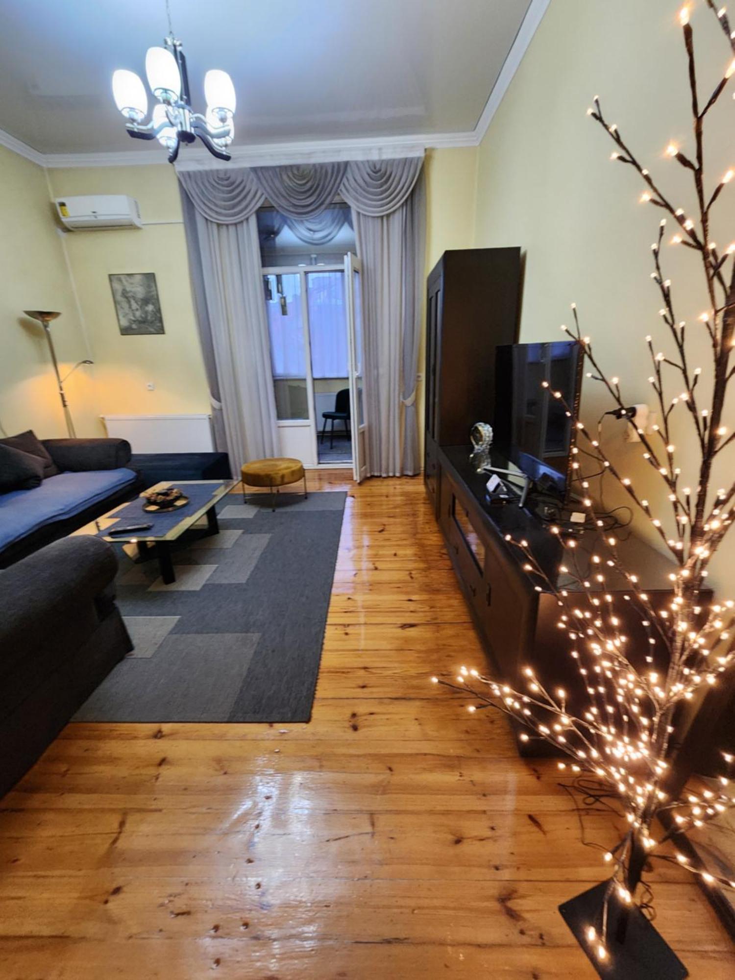 Riverside Baratashvili Apartment Tbilisi ภายนอก รูปภาพ