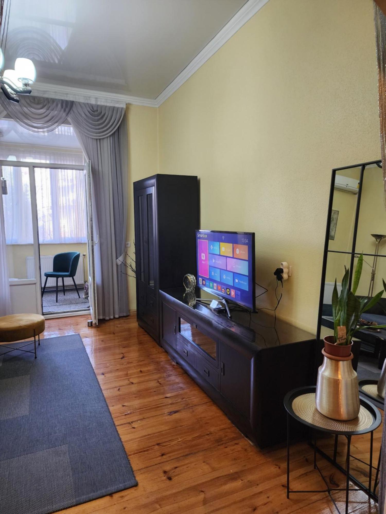 Riverside Baratashvili Apartment Tbilisi ภายนอก รูปภาพ